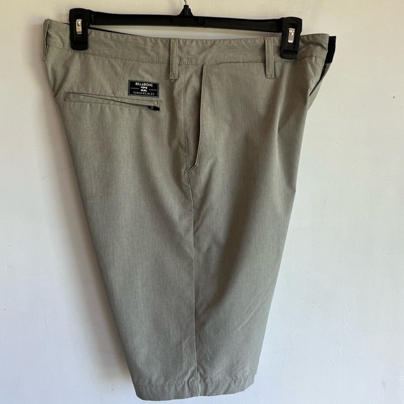 Billabong cross fire submersible land or water shorts, mens 33, tan, back zip - Picture 5 of 12